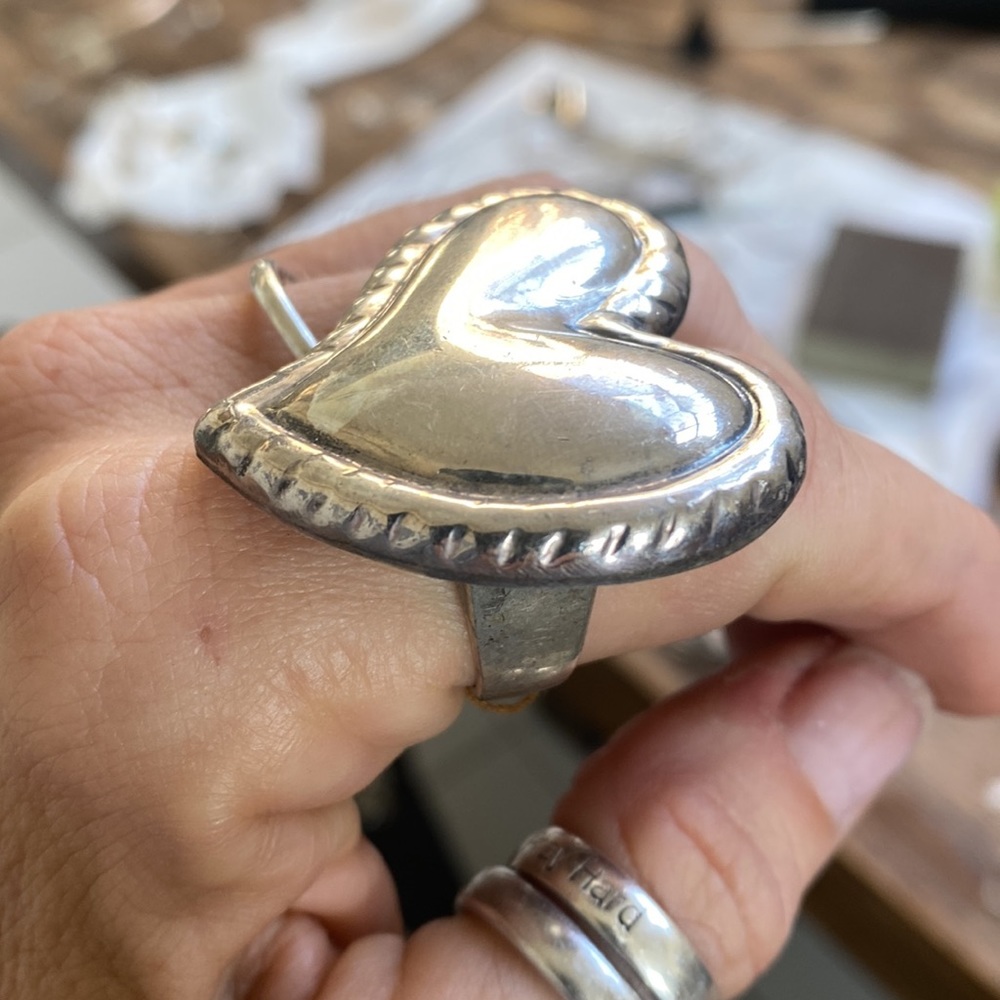 *sold* Custom made sterling silver heart ring - Picture 2 of 6